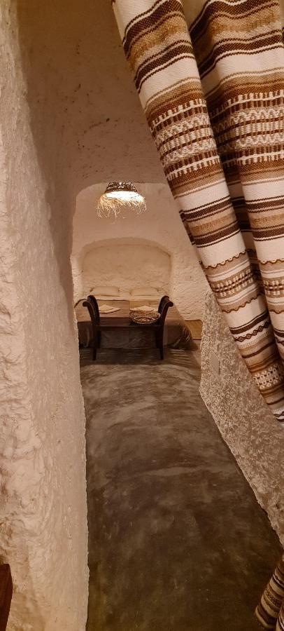 Cuevas Los Coloraos - El Bandido Villanueva de las Torres Екстериор снимка